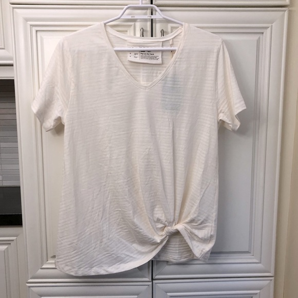 tentree Tops - NWT tentree women’s organic cotton t-shirt